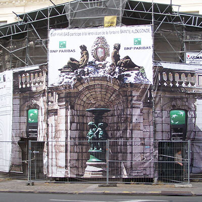 Bâche BNP Paribas personnalisé grâce à l'impression numérique