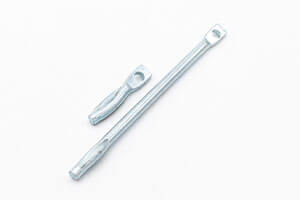 Chevilles splitcof pour poser un filet anti-oiseaux sur mesure